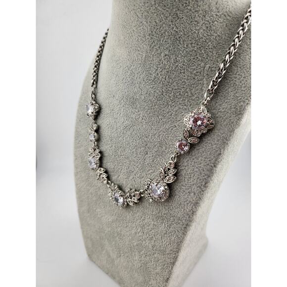 Vintage Inspired Clear Rhinestone Necklace Silver Tone 24.5–26.5 Inch - Picture 4 of 13